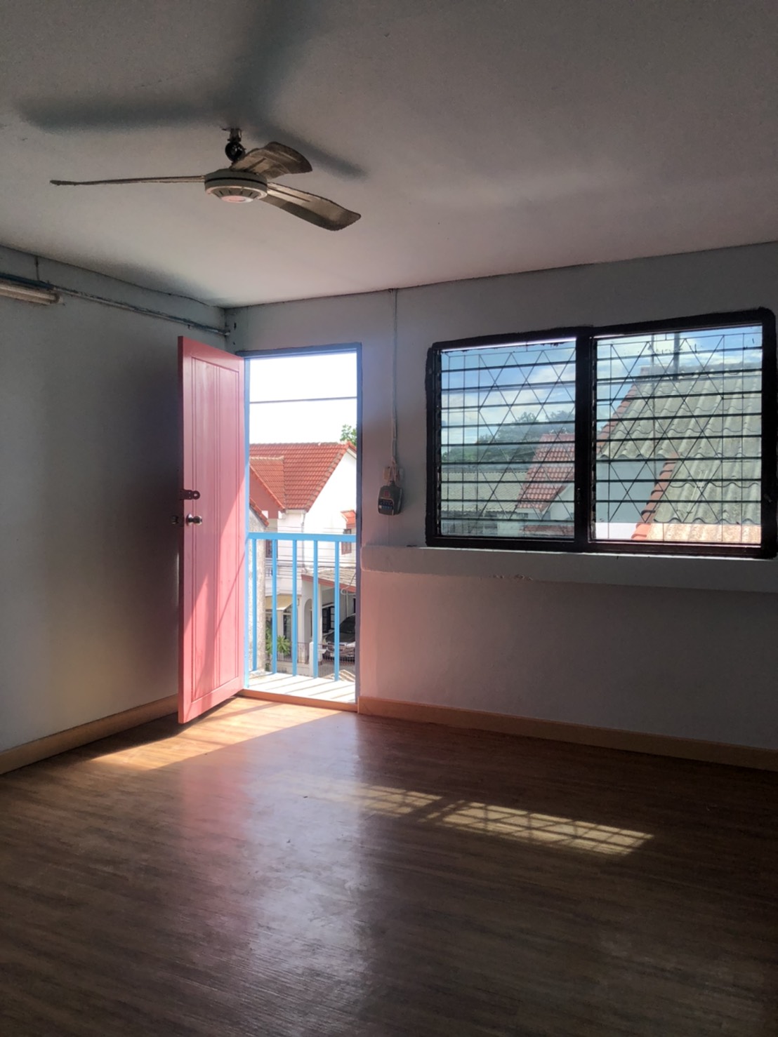 ขายกิจการห้องเช่า 42 ห้อง เพชรเกษม 63 บางแค กทม.