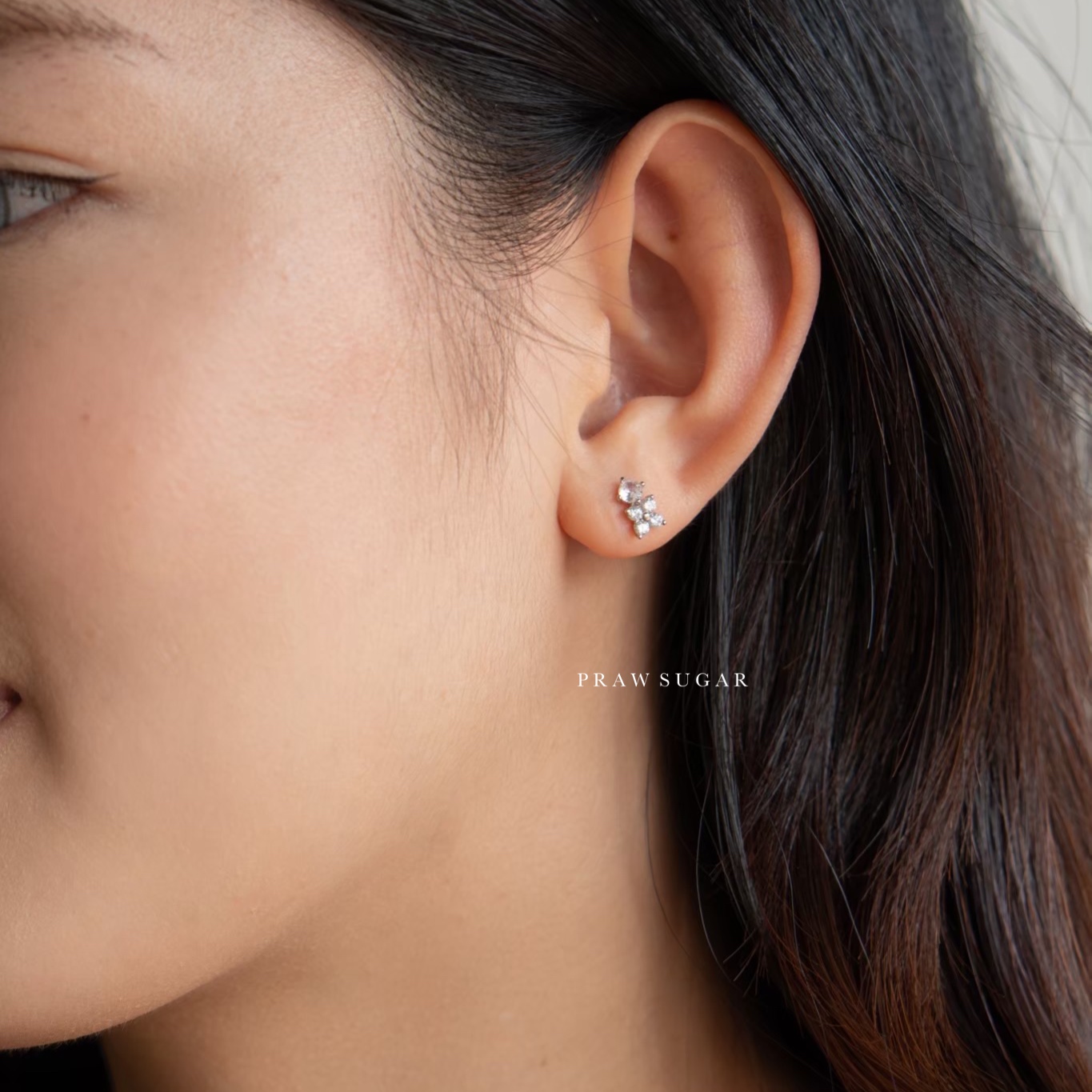 Little Gorgeous Flower Earrings - ต่างหูดอกไม้จิ๋วสวยหรู (ก้านต่างหูเงินแท้) (มี 2 สี)