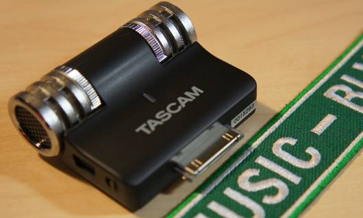 TASCAM iM2 Microphone Interface for iPhone