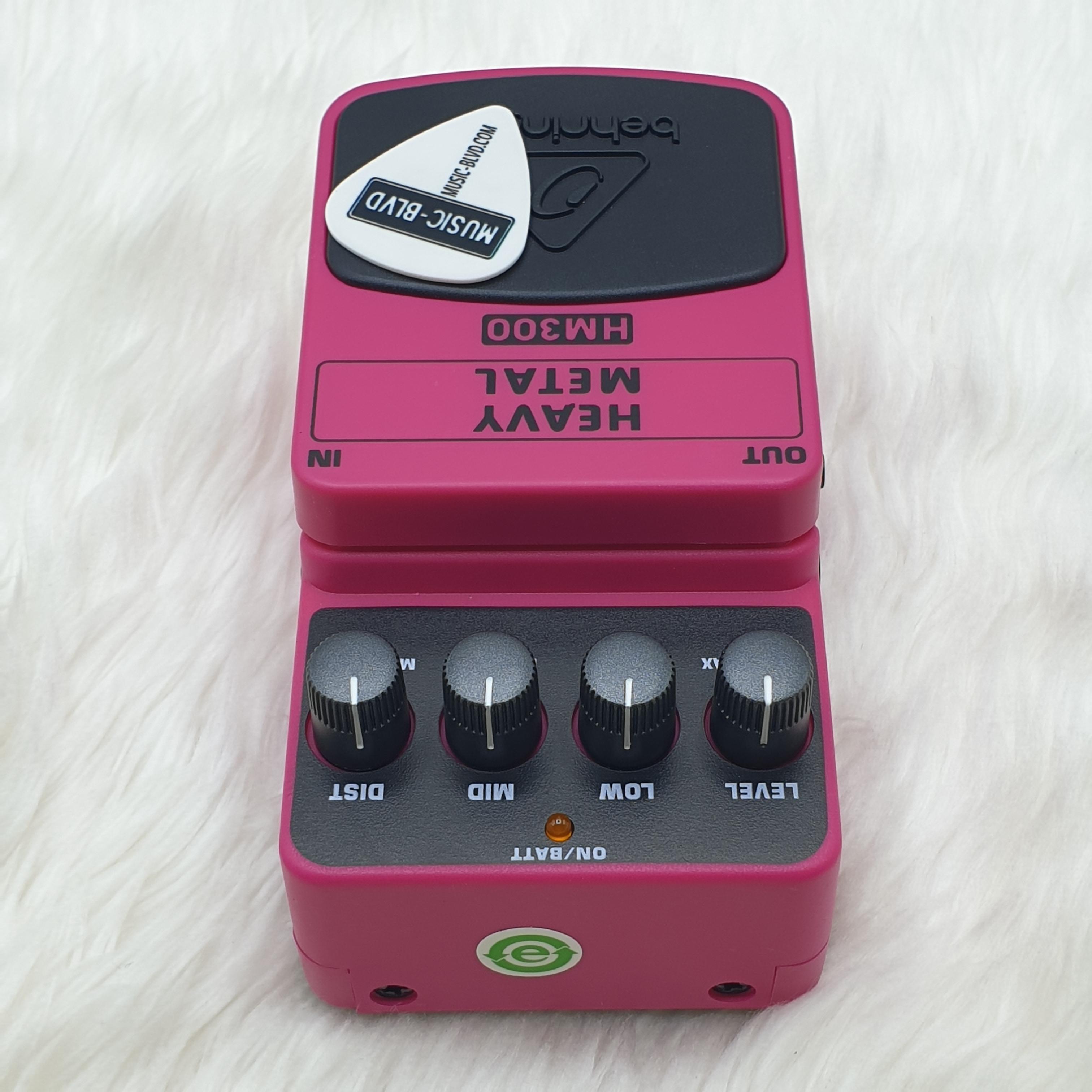 Behringer HM300 Heavy Metal Distortion Pedal