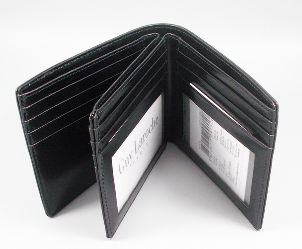 กระเป๋าสตางค์ Guy Laroche ดำ ใหม่ แท้