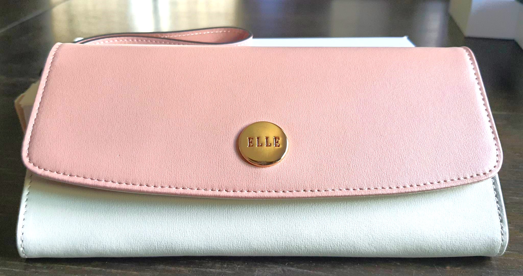 กระเป๋าสตางค์ ELLE เบจ 2 พับ มีหูคล้องมือ ใหม่ แท้