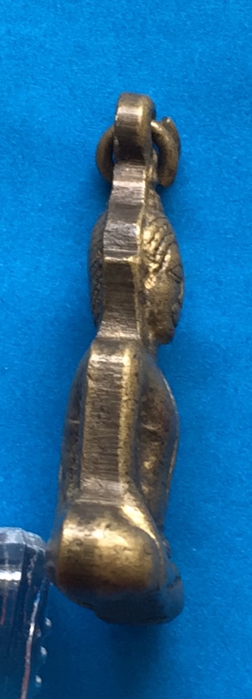 พระกริ่ง พิมพ์ใหญ่ รูปเหมือน หลวงพ่อโต วัดบางพลีใหญ่ จ.สมุทรปราการ ปี๒๔๙๘ หลวงปู่เผือก วัดกิ่งแก้ว ปลุกเสก เนื้อทองเหลืองผสม พระแท้สวย สนใจโทรสอบถามที่ 0619783836.. 0805587175 ส่งEMSในประเทศฟรีคะ