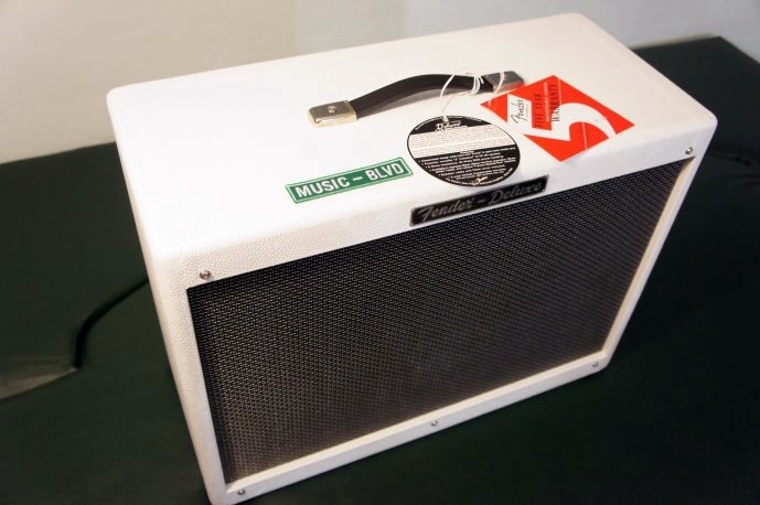 Fender Hot Rod Deluxe 112 Enclosure, Blonde/Oxblood