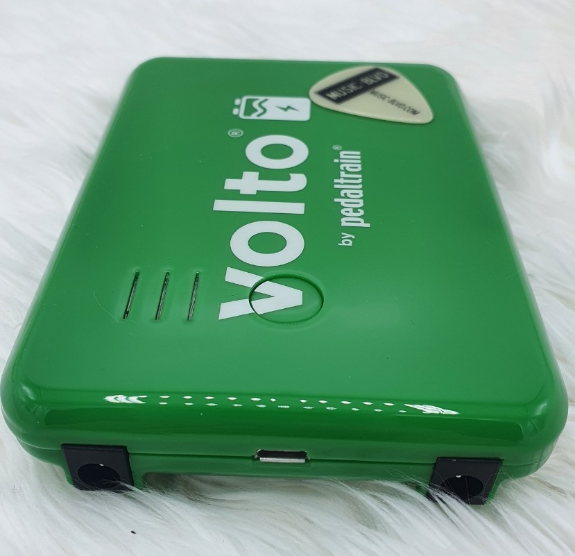 Pedaltrain Volto 3 Analog 9-volt Rechargeable Power Supply