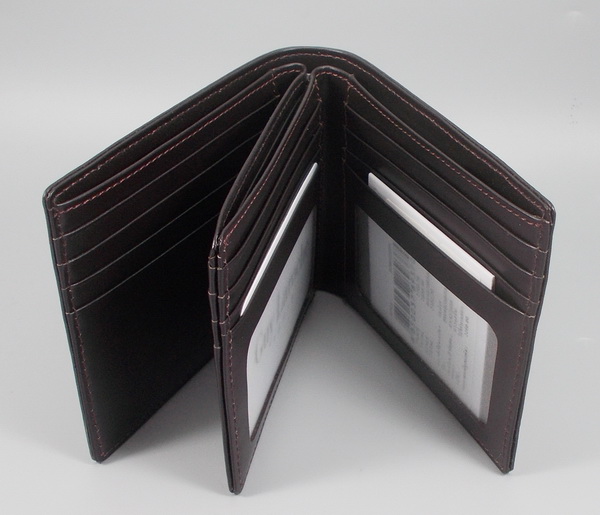 กระเป๋าสตางค์ Guy Laroche ดาร์คช็คโกแลต ใหม่ แท้