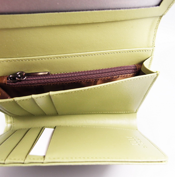 กระเป๋าสตางค์ ELLE เขียวตอง ใหม่ แท้