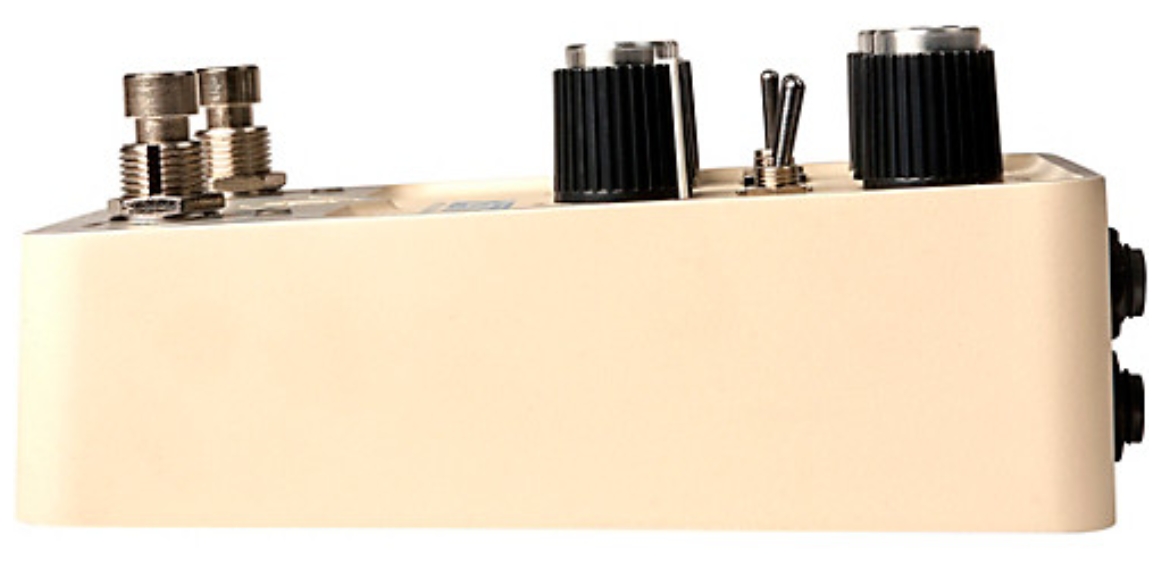 Universal Audio Astra Modulation Machine Effects Pedal Cream