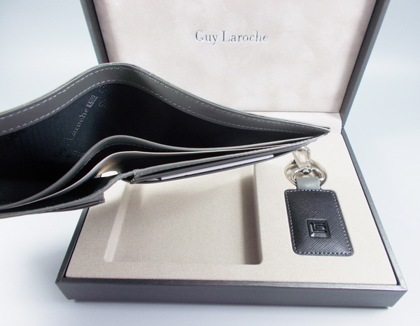 กระเป๋าสตางค์ Guy Laroche ดำ-เทา ใหม่ แท้