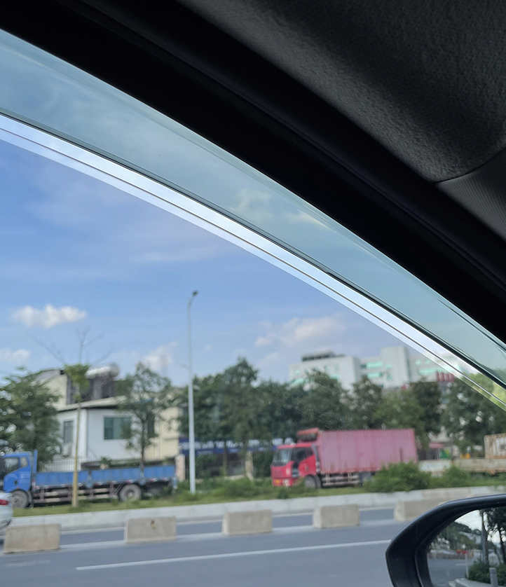 คิ้วกันสาด กันสาด กันสาดประตู แบบ 4 ชิ้น และ แบบ 6 ชิ้น สำหรับ Hyundai CRETA ฮุนได เครต้า