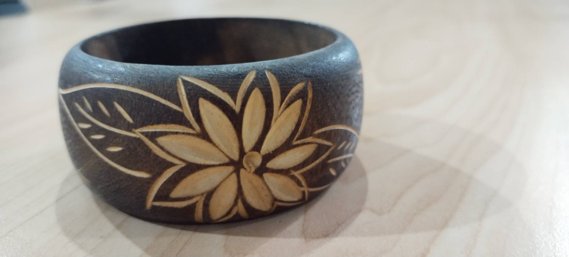 กำไลแขนงานไม้ คละแบบคละลาย ราคาส่ง