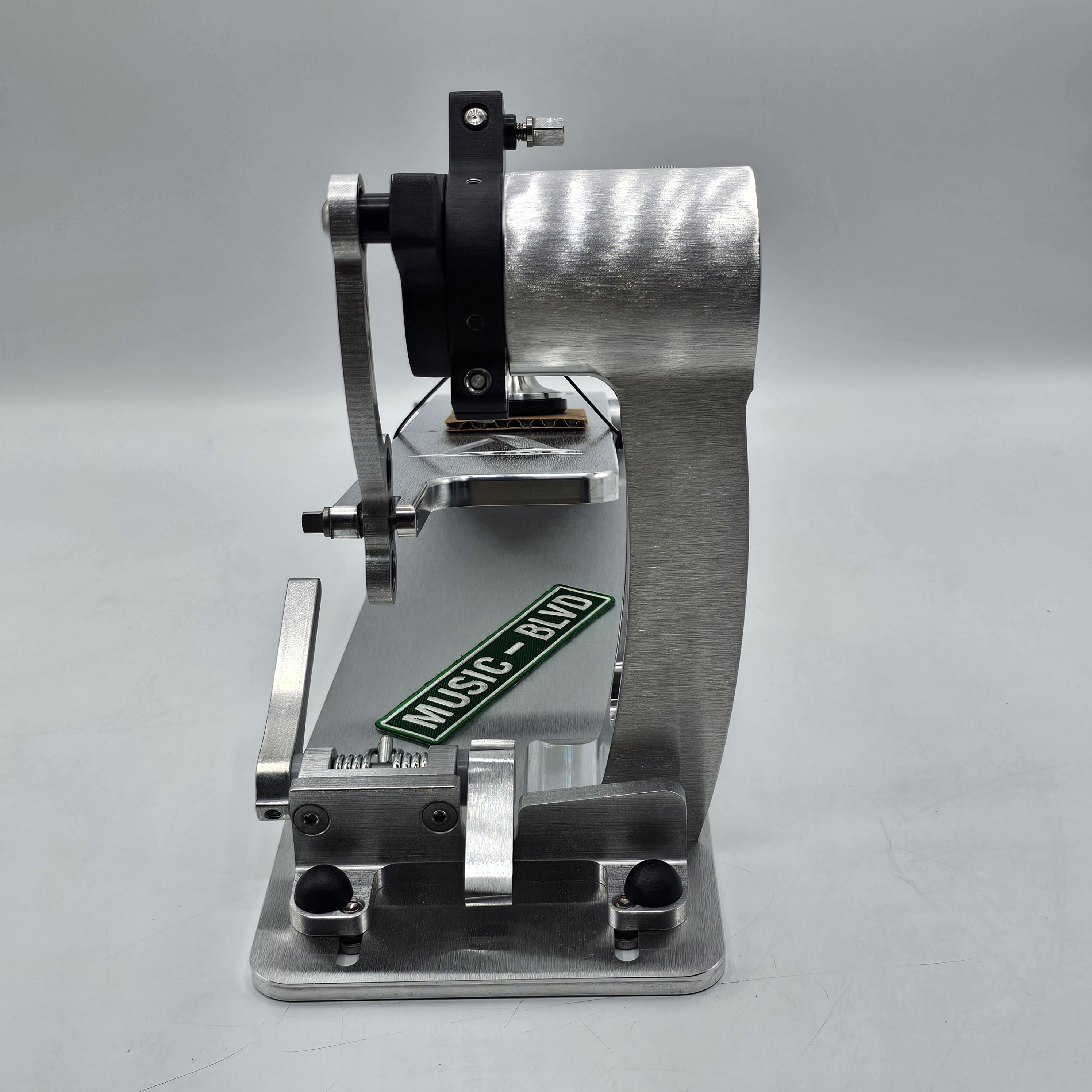 Trick Drums Pro 1-V Bigfoot Single Bass Drum Pedal