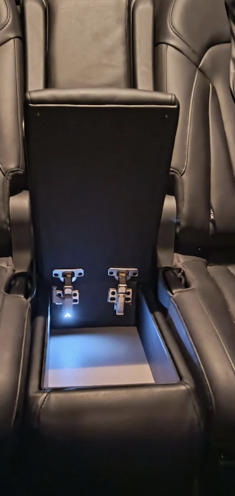 เบาะนั่งตรงกลาง เบาะนั่งกัปตัน stargazer มีพนักพิง