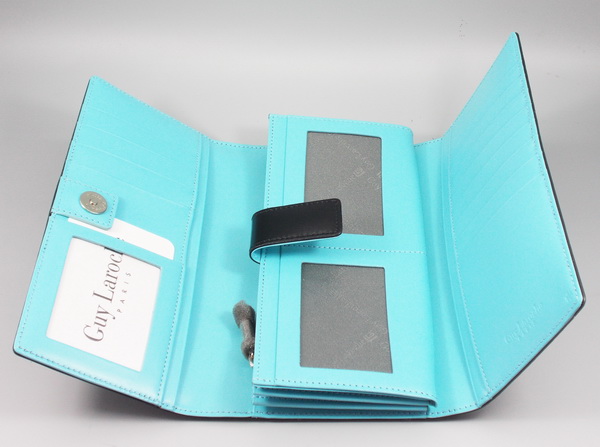 กระเป่าสตางค์ Guy Laroche ดำ-ฟ้า ล็อค 2 ชั้น ใหม่ แท้