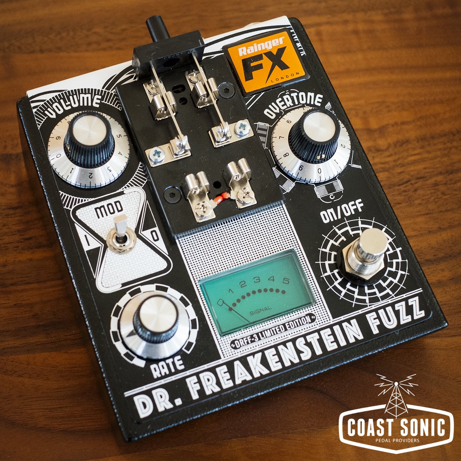Rainger FX Dr. Freakenstein Fuzz and Igor LTD Black & White