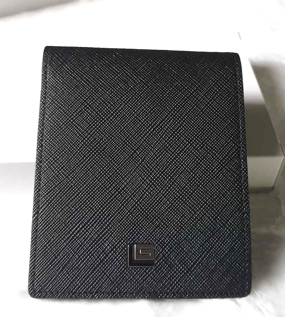 กระเป๋าสตางค์ Guy Laroche ดำ ใหม่ แท้