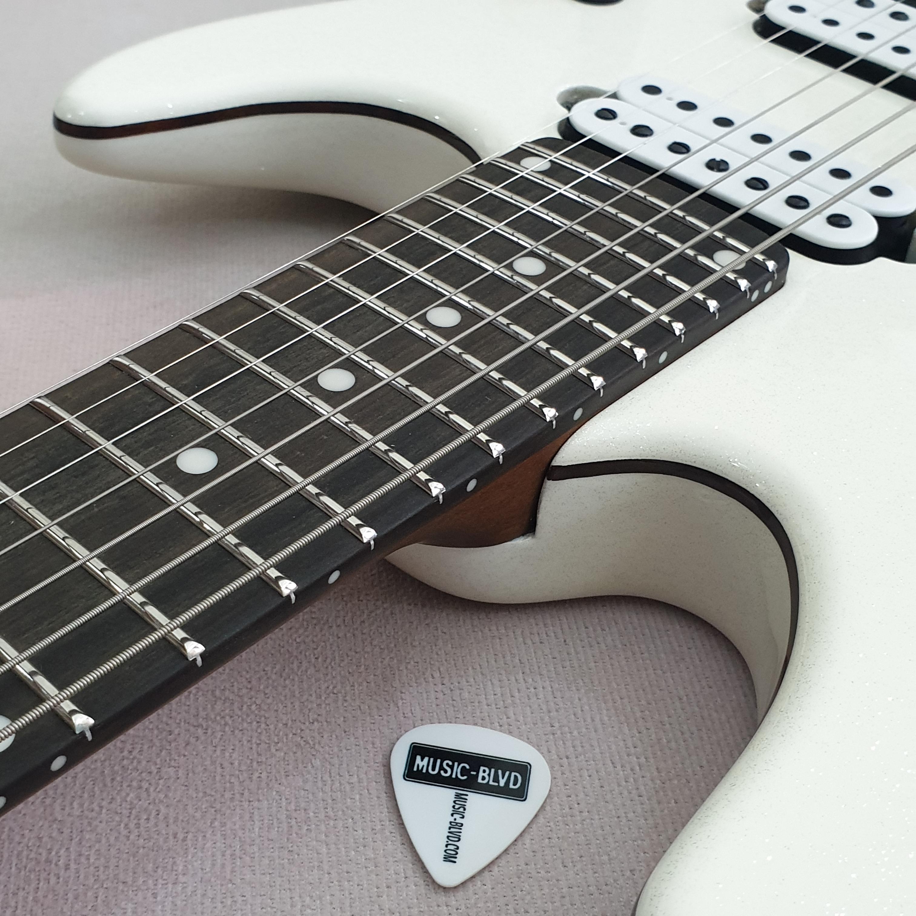 Ernie Ball Music Man Jason Richardson 7-String Cutlass Empress White