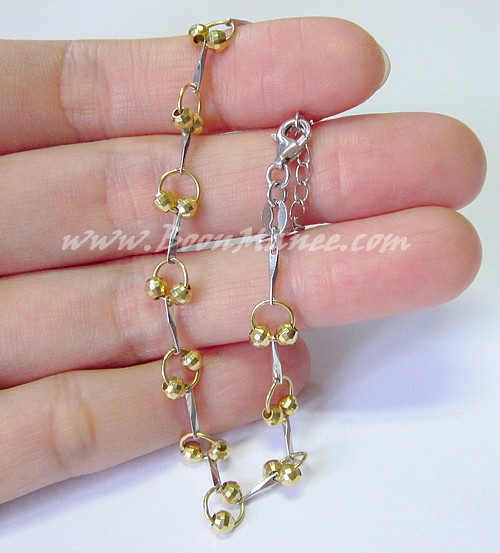 สร้อยข้อมือทองแท้อิตาลี 18K ลายห่วงบอล เก๋ๆ (ยาวปรับเลื่อนได้ 15.5 - 18 ซ.ม.)