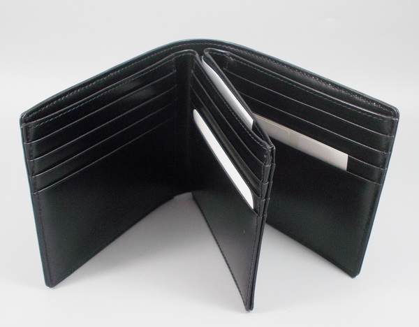 กระเป๋าสตางค์ Guy Laroche ดำ ใหม่ แท้