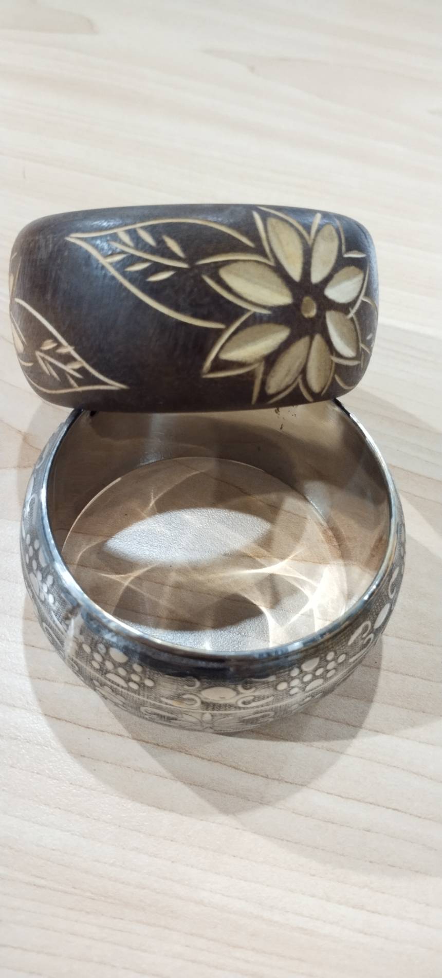 กำไลแขนงานไม้ คละแบบคละลาย ราคาส่ง