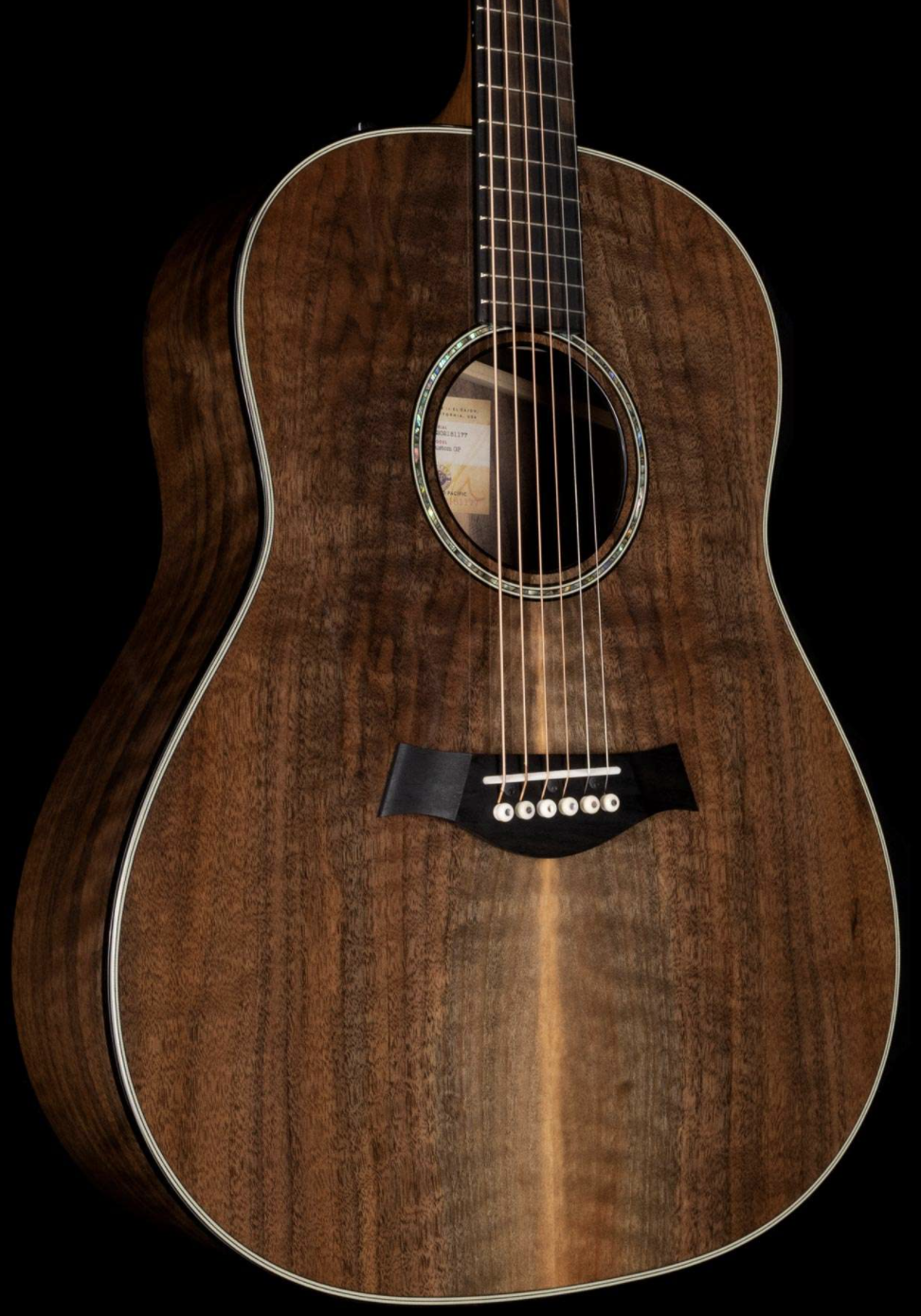 Taylor Custom Grand Pacific Catch #38 Walnut/Walnut Natural