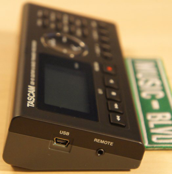 TASCAM GB-10 Guitar/Bass Trainer/Recorder