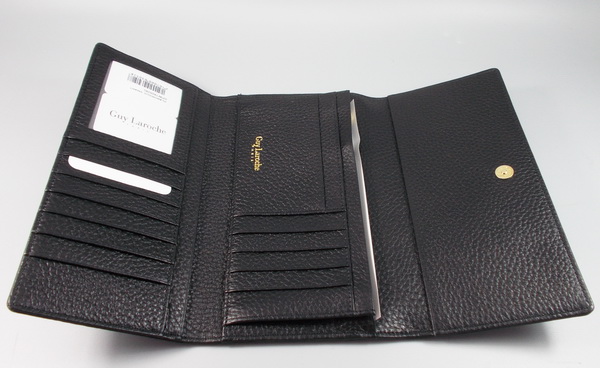 กระเป๋าสตางค์ Guy Laroche ดำ ใหม่ แท้