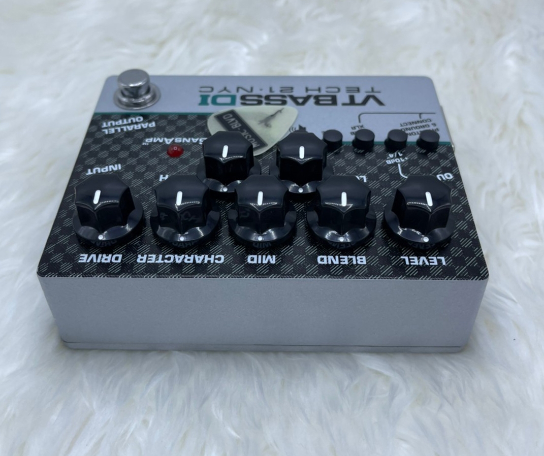 Tech 21 SansAmp Character Series VT Bass DI