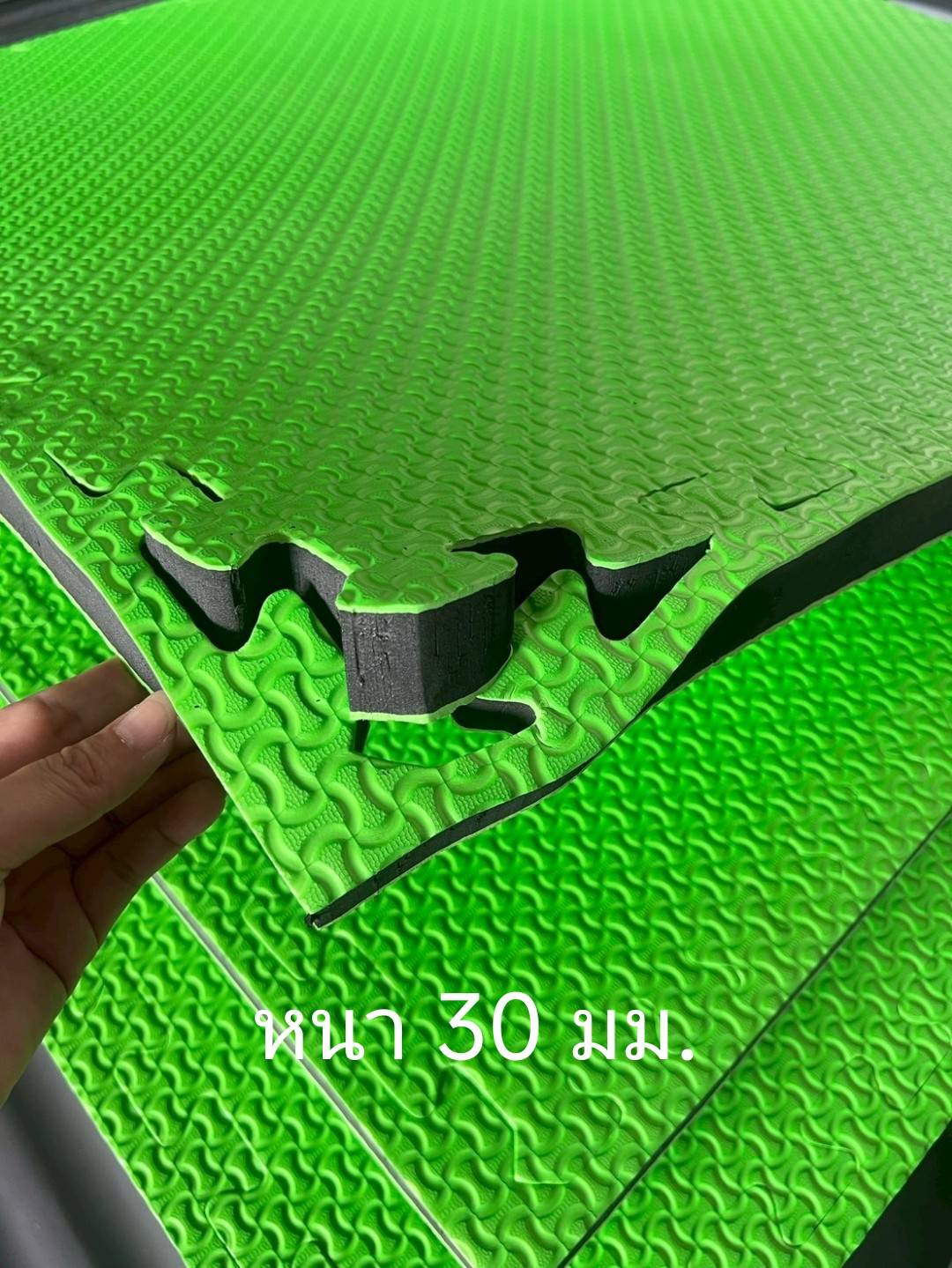 แผ่นโฟมยางจิ๊กซอว์ EVA งานไทยเกรดA แผ่นยางงานในร่ม ขนาดแผ่น100x100x4.5 ซม. หนา 45 มม. ,แผ่นกันกระแทก,โฟมยางปูพื้น,จิ๊กซอว์ปูพื้น, ปูกับห้องเด็ก ห้องออกกำลังกาย ค่ายมวย โรงยิม