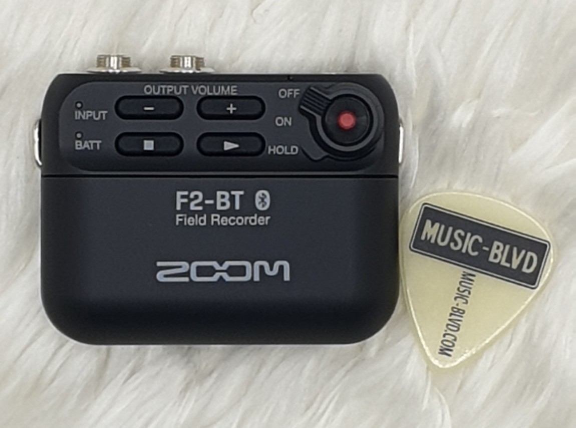 Zoom F2 Field Recorder with Lavalier Microphone and Bluetooth Control