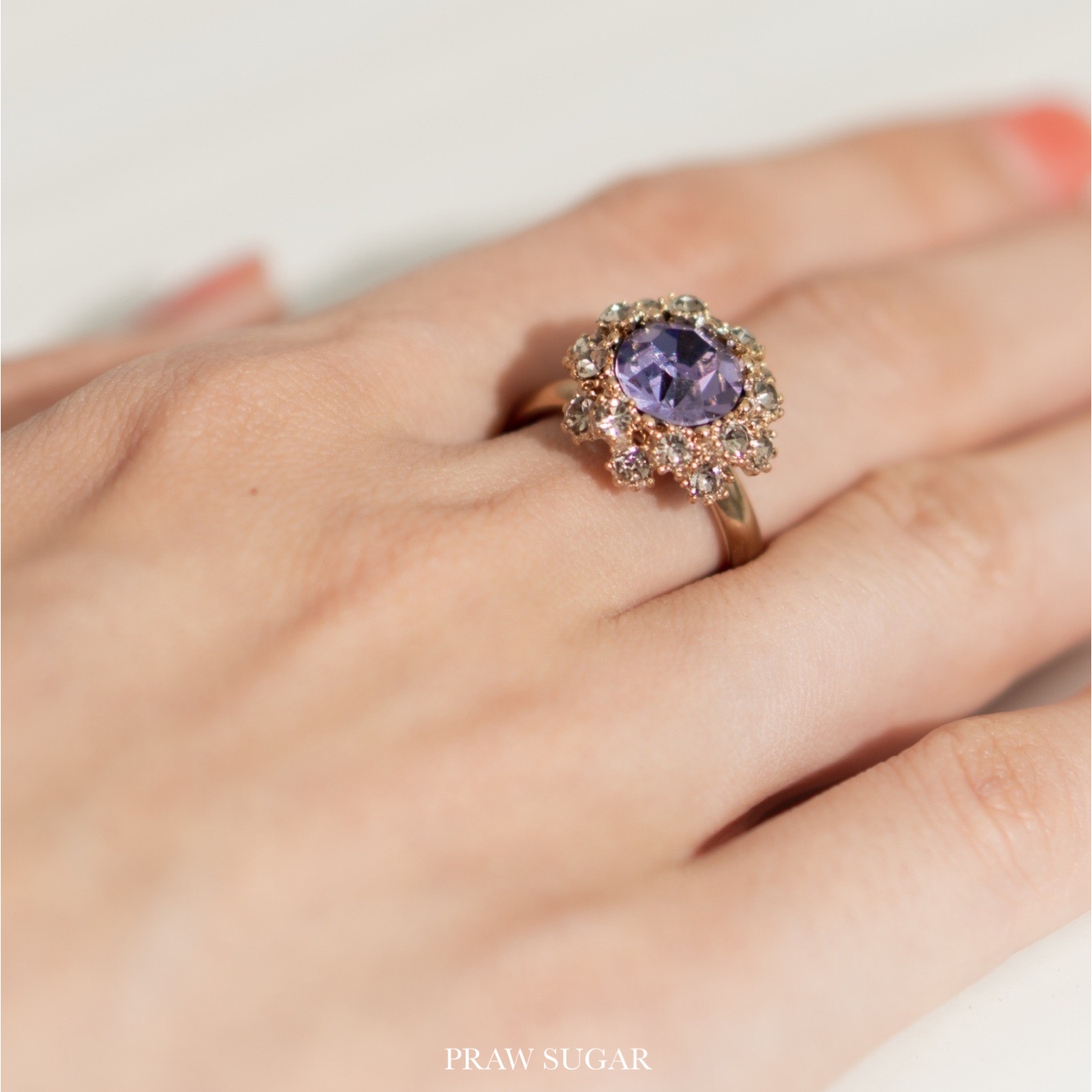 Gorgeous Swarovski Ring - แหวนสวยหรูคริสตัลสวารอฟสกี (มี 13 สี)