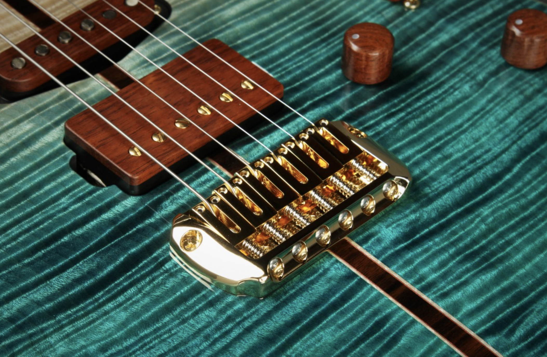 ESP Exhibition Limited 2021 EX21-08 Throbber-CTM - Pink/Turquoise Fade