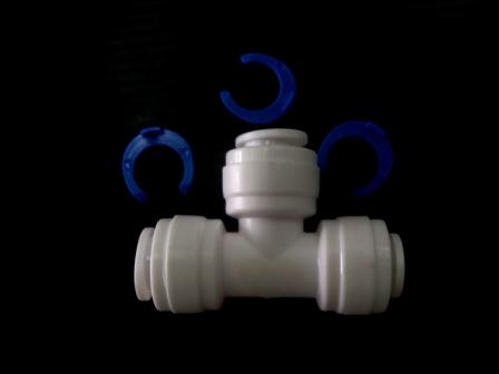 3 ทาง (3/8"OD-1/4"OD-3/8"OD) Plastic สวมเร็ว Speed Fit 50 Pcs.