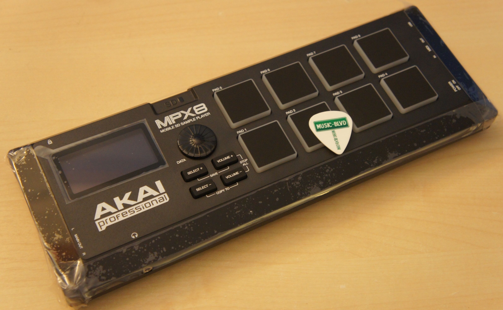 Akai Professional MPX8