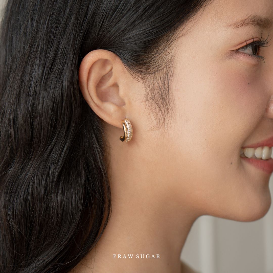 Gorgeous Half Hoop Earrings - ต่างหูครึ่งห่วงสวยหรู (ก้านต่างหูเงินแท้)