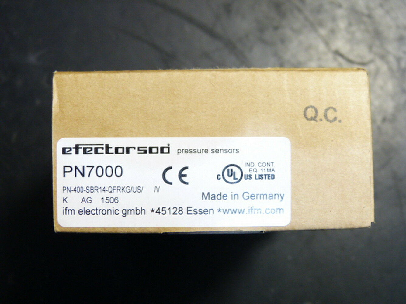 PN7000 IFM Efector Digital Pressure sensor New In Original Box