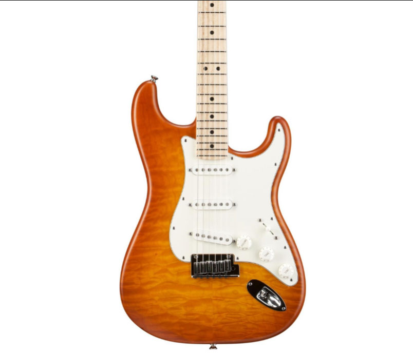 Fender Custom Shop Custom Deluxe Stratocaster Electric Guitar with Maple Fingerboard