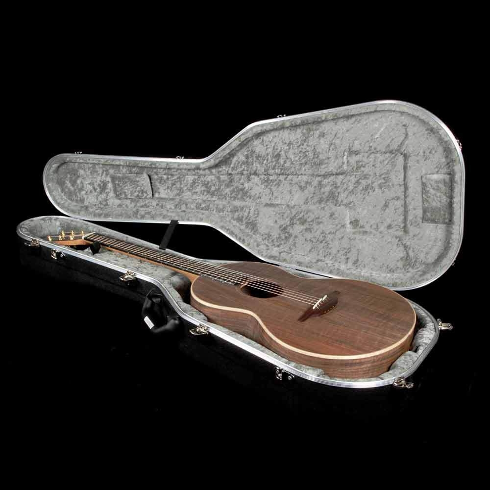 Lowden S35W Figured Walnut Acoustic - Natural