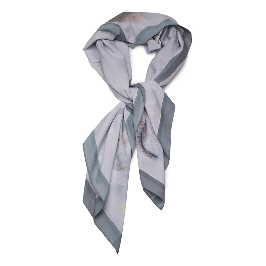 The Secret Garden Scarf - ผ้าพันคอลายซีเคร็ทการ์เดนท์ ความลับในสวนสวย (มี 7 สี)