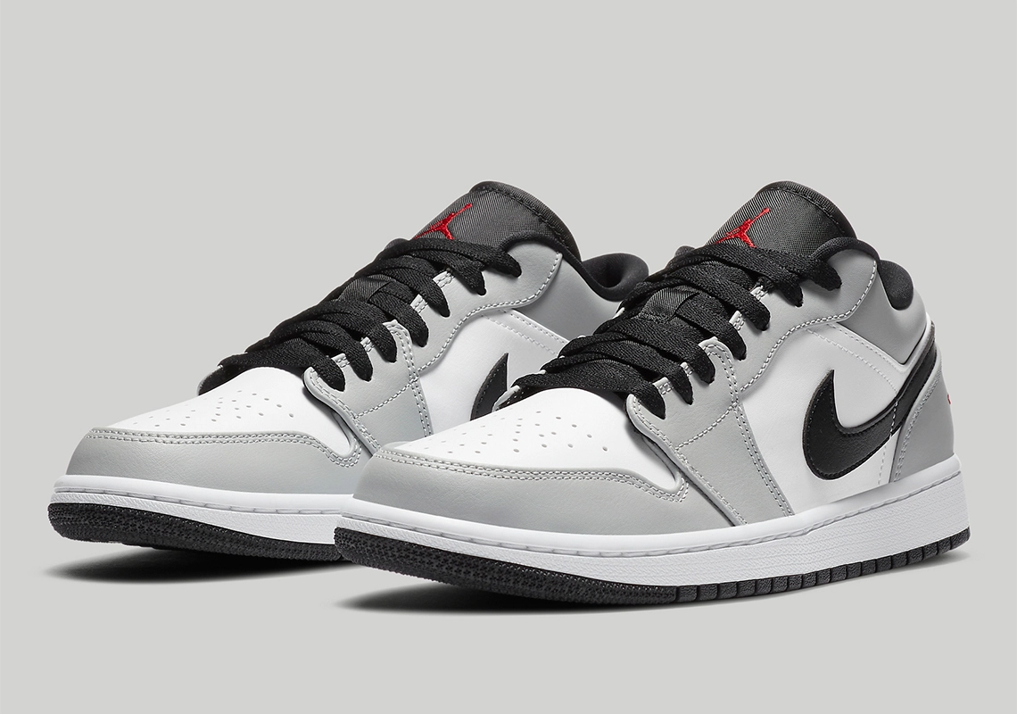 Nike Air Jordan 1 Low “Light Smoke Grey”