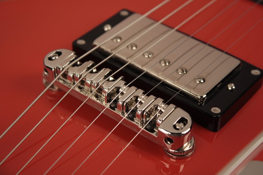 Hagstrom Tremar Swede - Cream Red