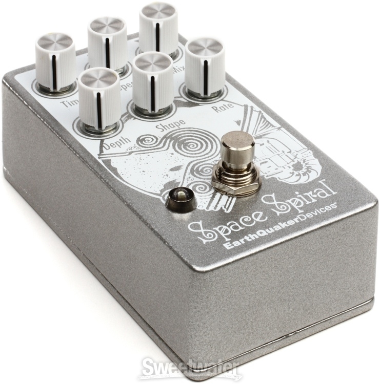 EarthQuaker Devices Space Spiral Modulated Delay Pedal