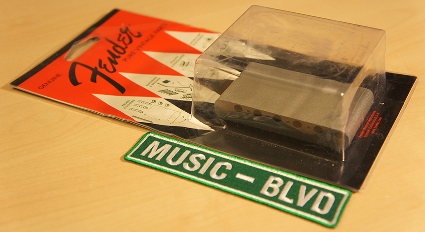 Fender Pure Vintage Stratocaster Tremolo Block
