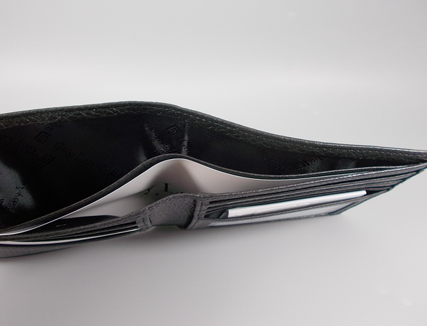 กระเป่าสตางค์ Guy Laroche ดำ ใหม่ แท้