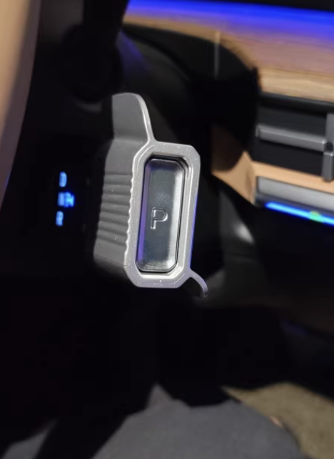 ตกแต่งตำแหน่งเกียร์ Hyundai SANTA FE Hybrid ฮุนได ซานตา เฟ่