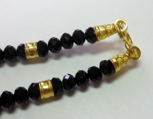 สร้อยคอคริสตัลนิลดำ คั่นทองแท้ 96.5% (ทองครึ่งสลึง)