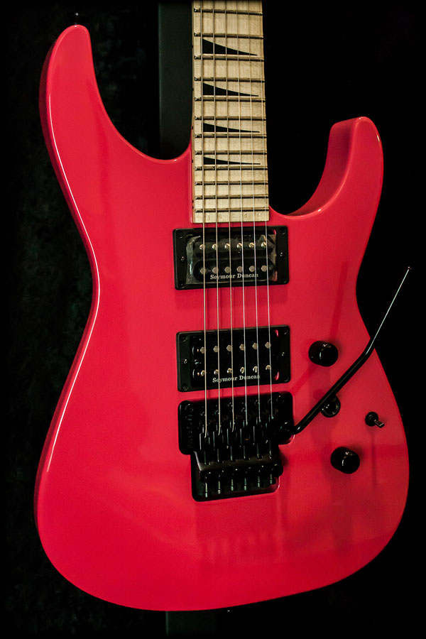 Jackson Custom Select Soloist SL2H Maple FB Electric Guitar - Special Edition Pink