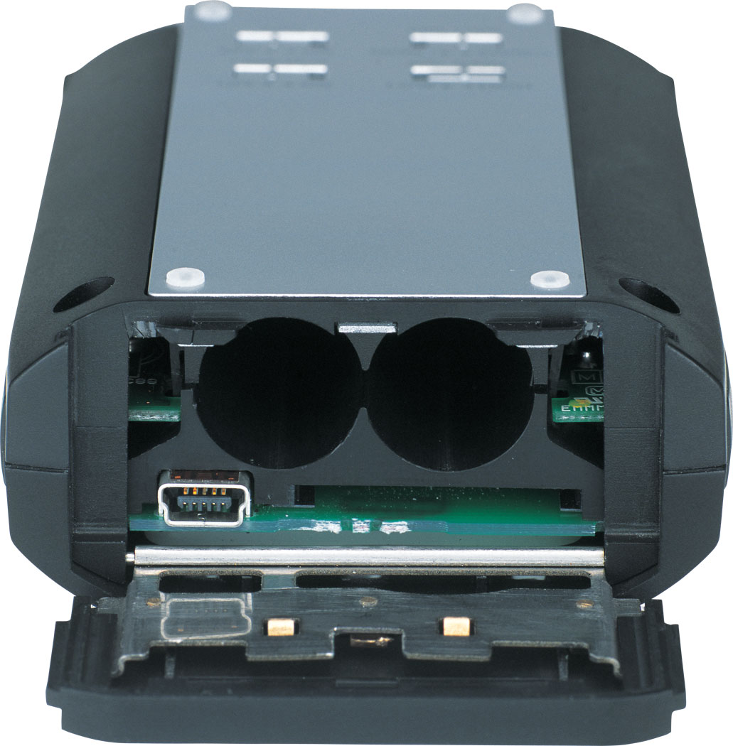 Roland R-09 WAVE/MP3 Recorder