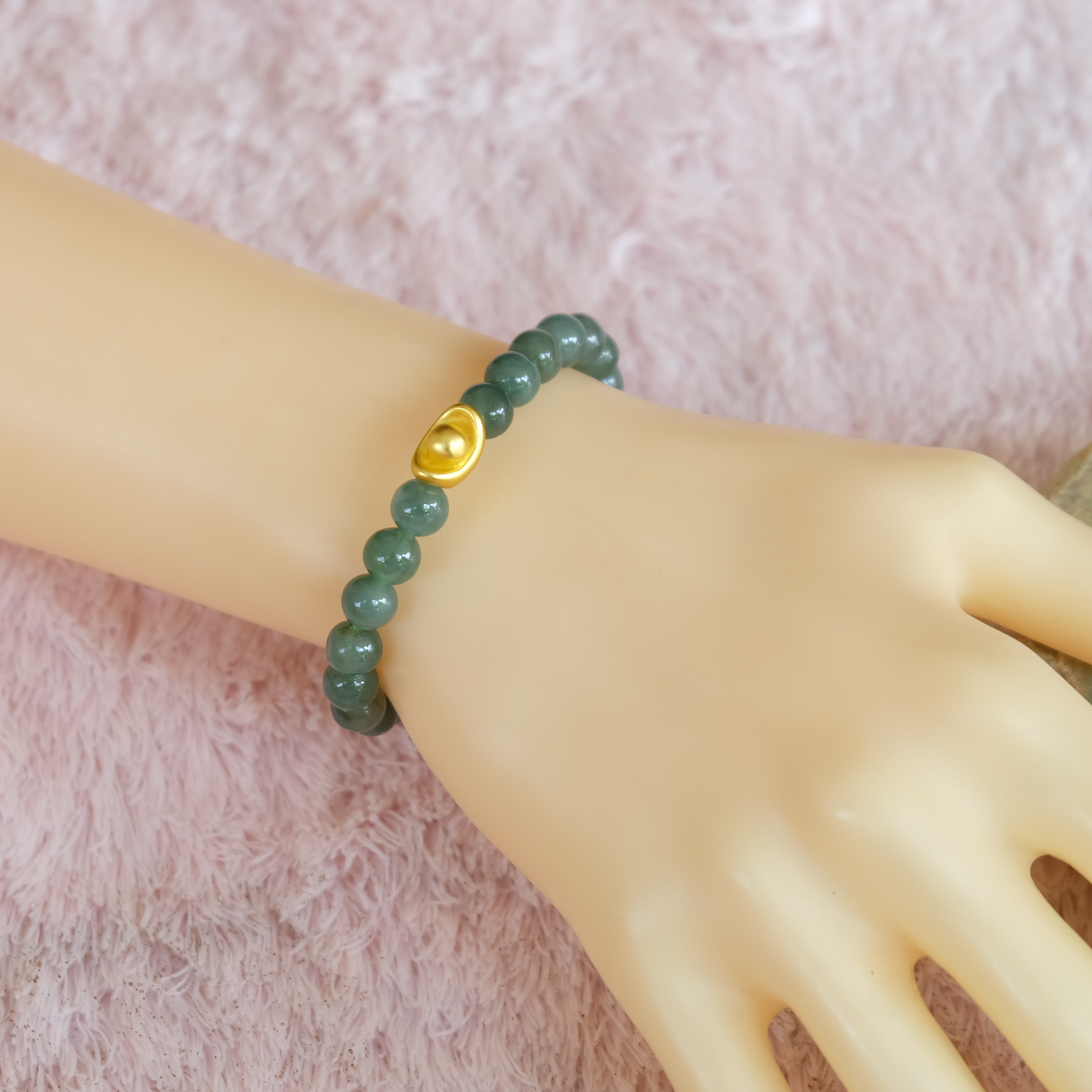 สร้อยข้อมือหยก สร้อยข้อมือเชือกหยกแท้ สร้อยหยก หยกเขียว สร้อยข้อมือหยกพม่า ก้อนทอง สร้อยข้อมือเสริมดวง รุ่นBT750
