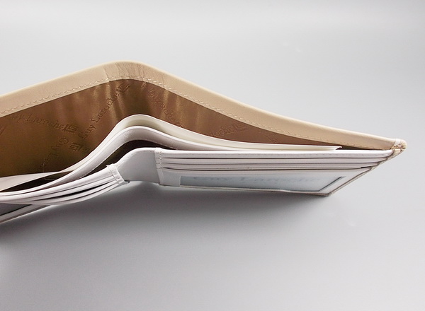 กระเป๋าสตางค์ Guy Laroche เบจ-ขาว ใหม่ แท้